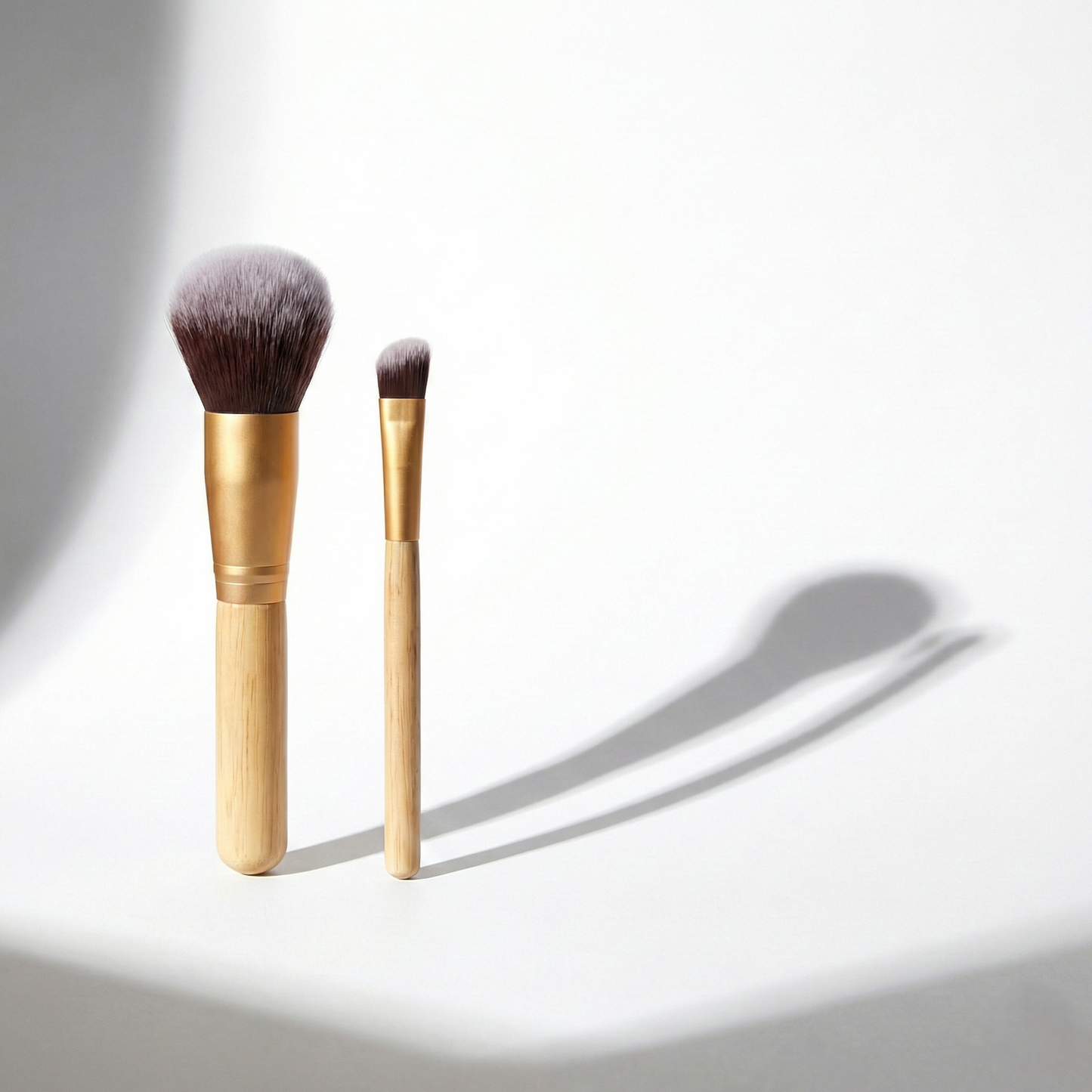 Roevana Artistry Set – 8-Piece Professional Makeup Brush Collection